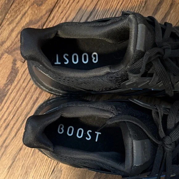 Adidas Men's Black Athletic Shoes with Gold Stripes - Picture 6 of 9